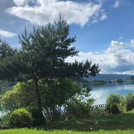 Maison Au Bord Du D'annecy 別荘
